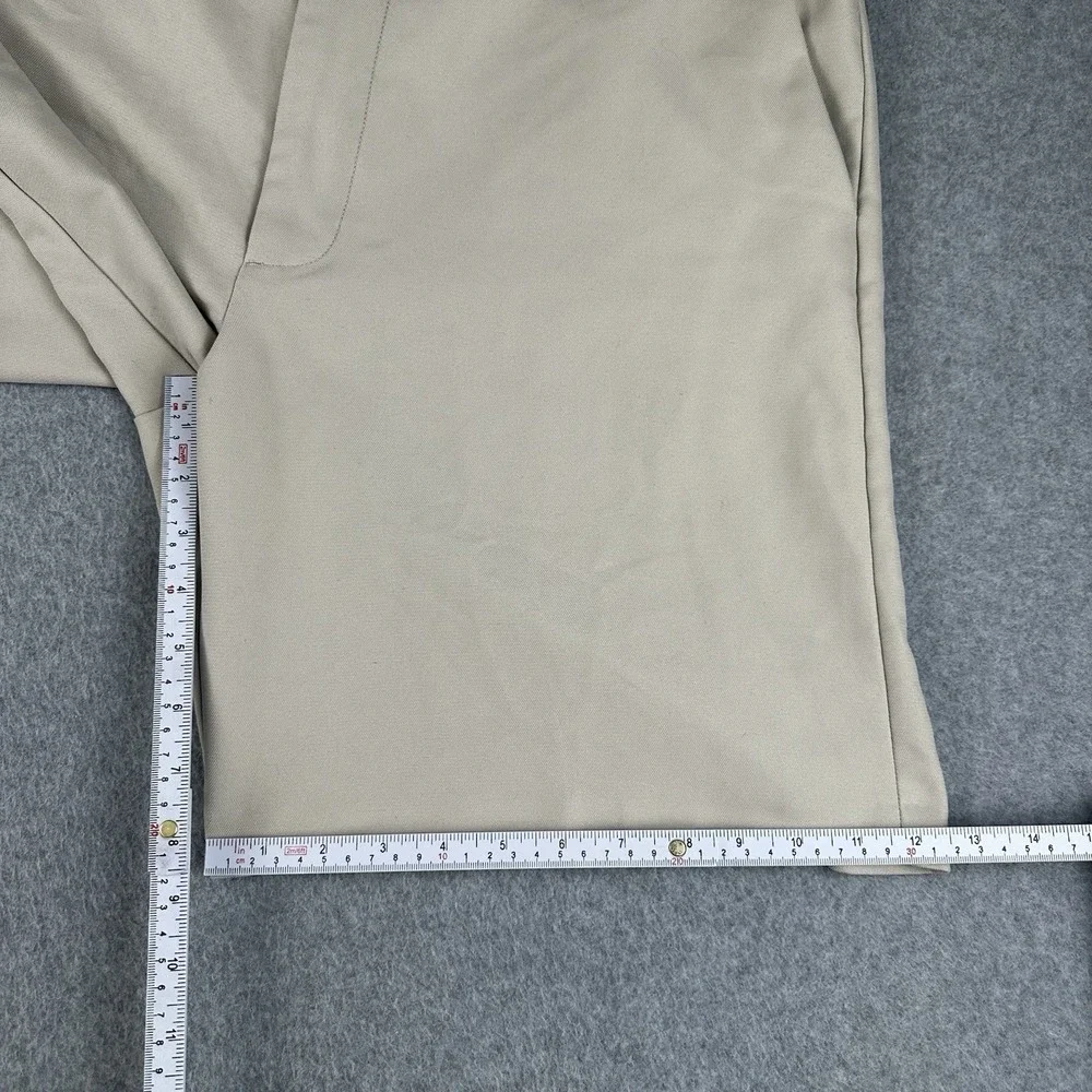 Chaps Golf 78 Khaki Performance Shorts Mens 36 Flat Front Polyester 9